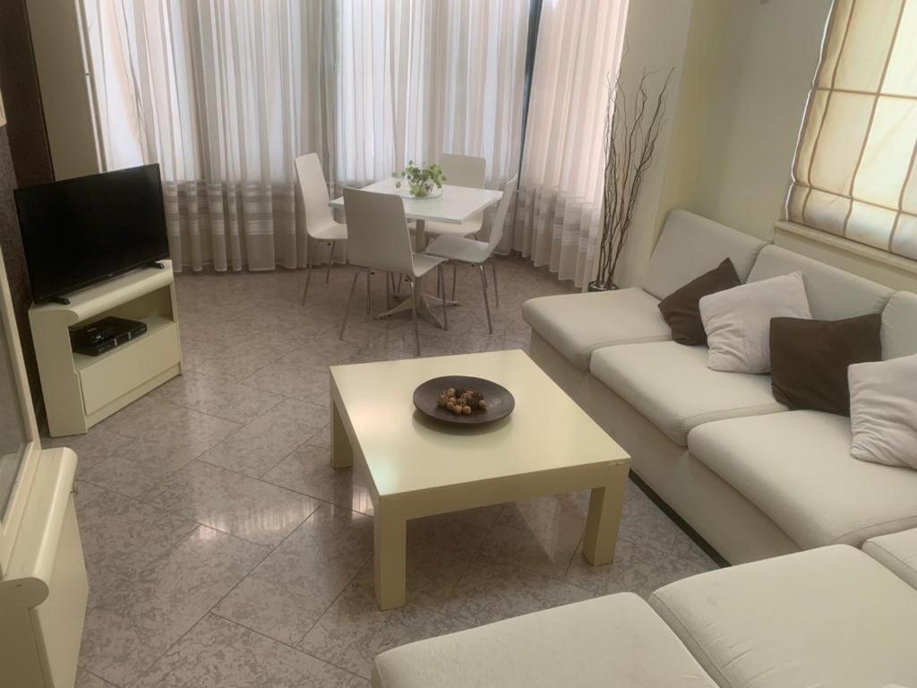 Cheerful 1-Bedroom Home In Durres Golem (Tirana) Luaran gambar